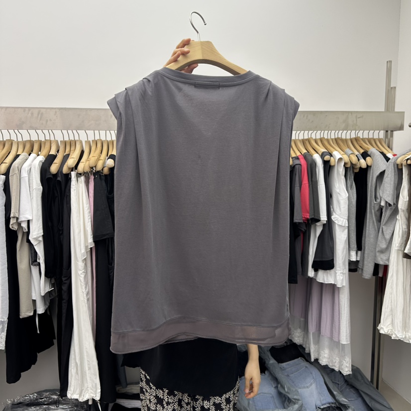 服裝批發(fā)的核心策略與市場(chǎng)趨勢(shì)分析